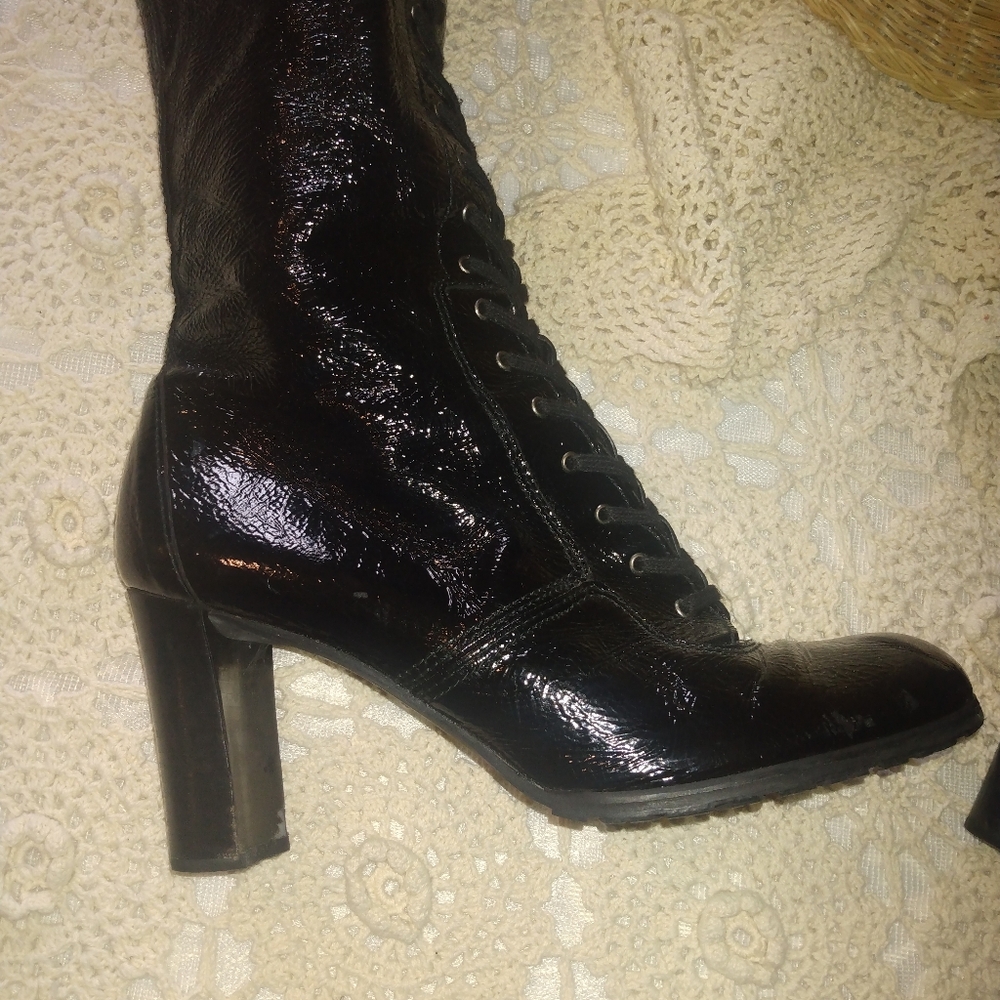 Stuart Weitzman gothic boots - Picture 15 of 16